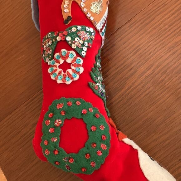 Vtg 60s large red felt hand decorated Christmas stocking - Picture 3 of 14